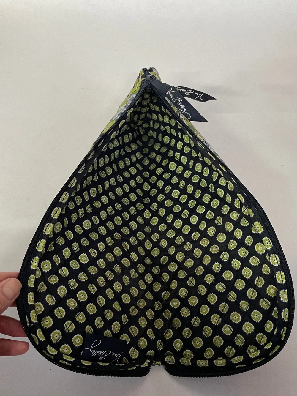 Vera Bradley //Sherry “Cambridge” Lime Green and Navy Quilted Hot tool Zip Case